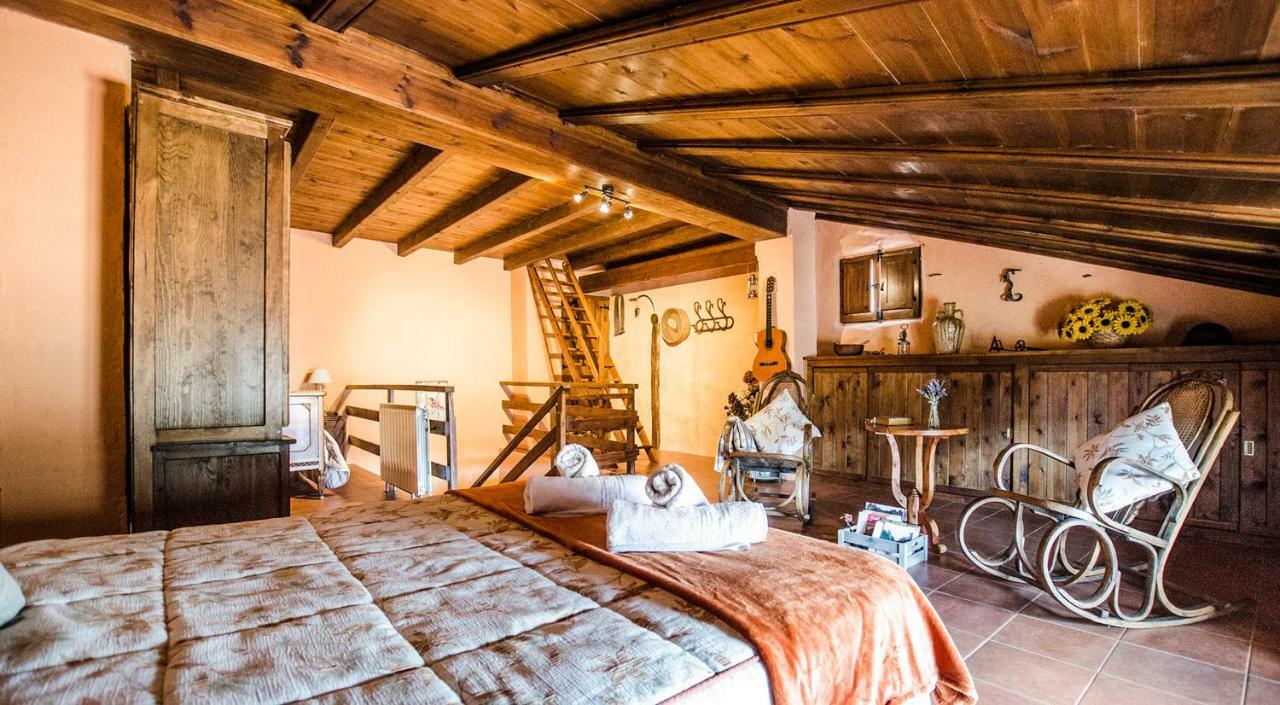 Casa La Herradura Royuela Екстериор снимка
